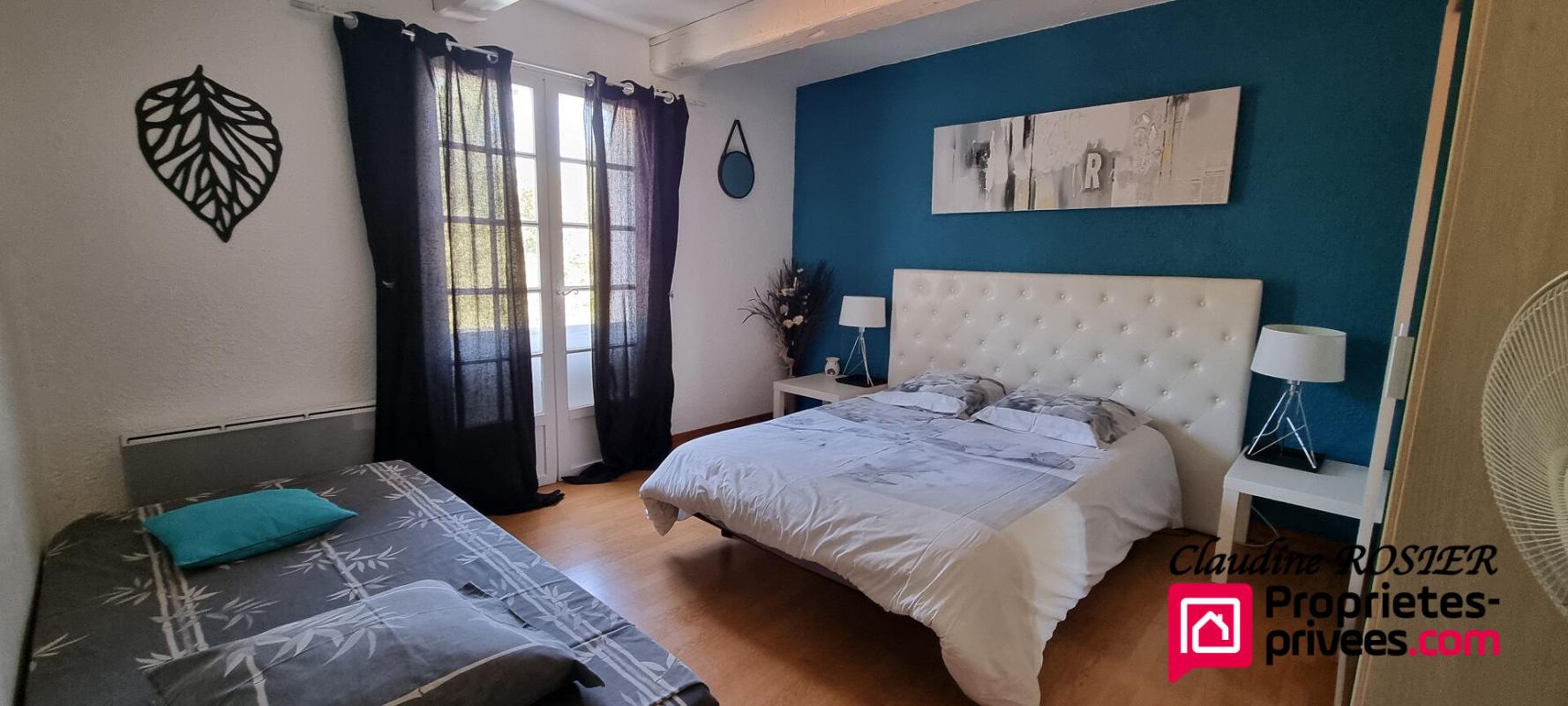 BESSE-SUR-ISSOLE Propriété Besse Sur Issole 340 m2 terrain 1,2 ha piscine 18