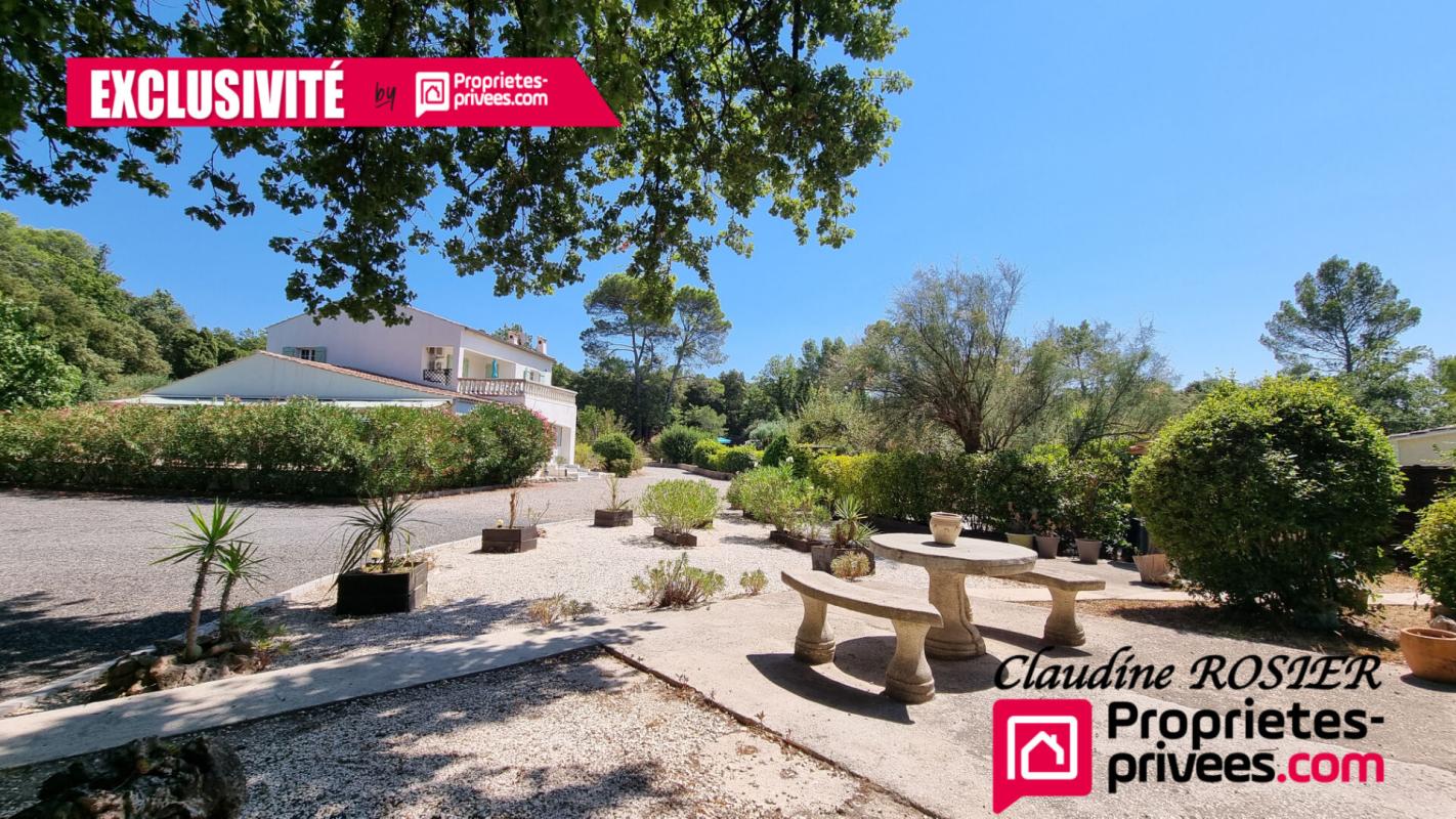 BESSE-SUR-ISSOLE Propriété Besse Sur Issole 340 m2 terrain 1,2 ha piscine 7