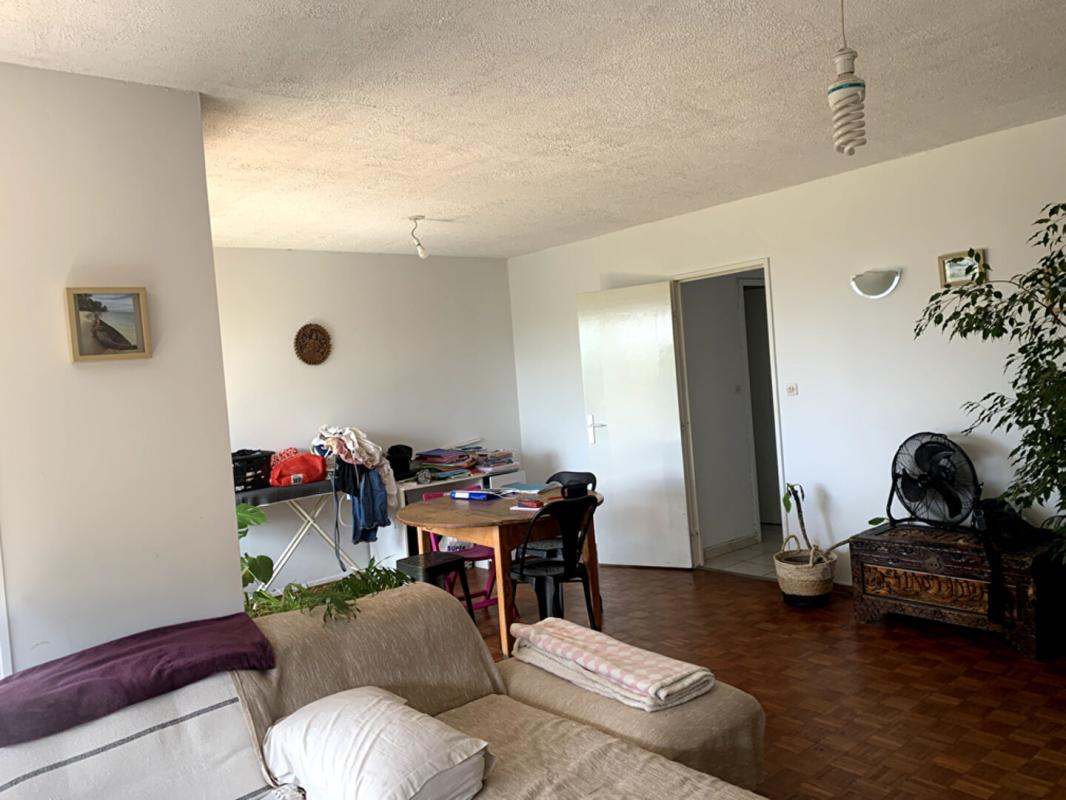 SALON-DE-PROVENCE Appartement  4 pièce(s) 76 m2 7