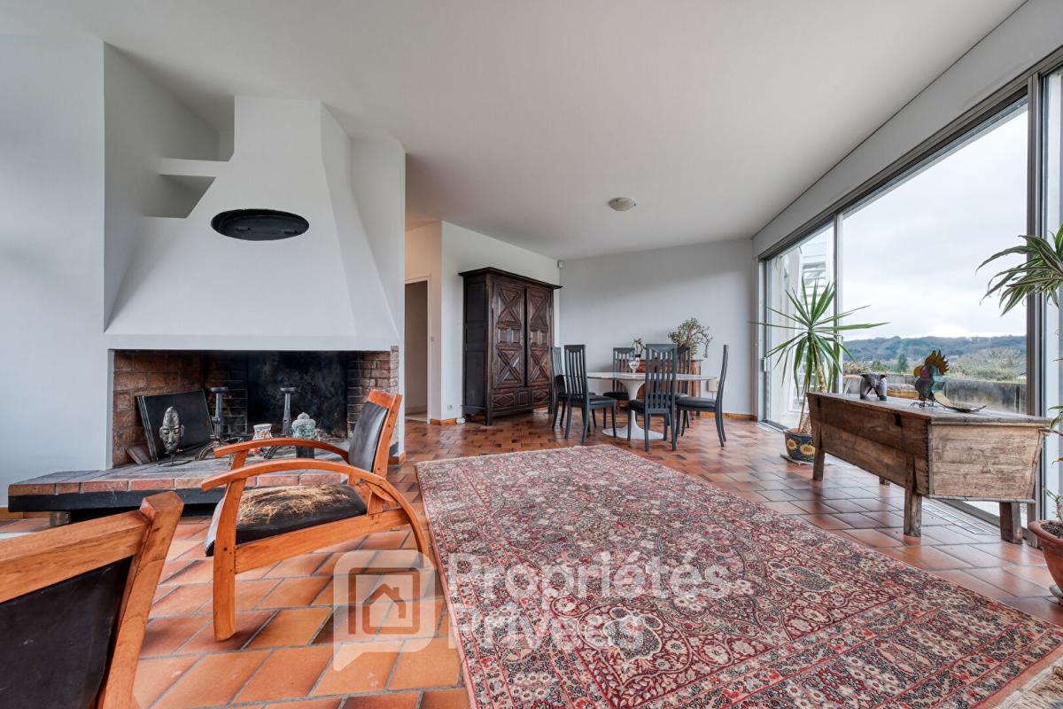 SAINT-CHERON la belle novatrice 14