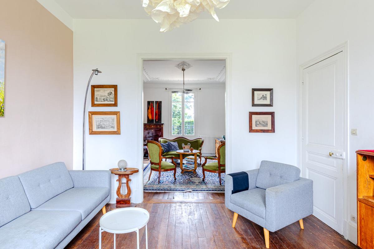 MAGNY-EN-VEXIN Demeure d'exception : L'Élégance tout simplement 9