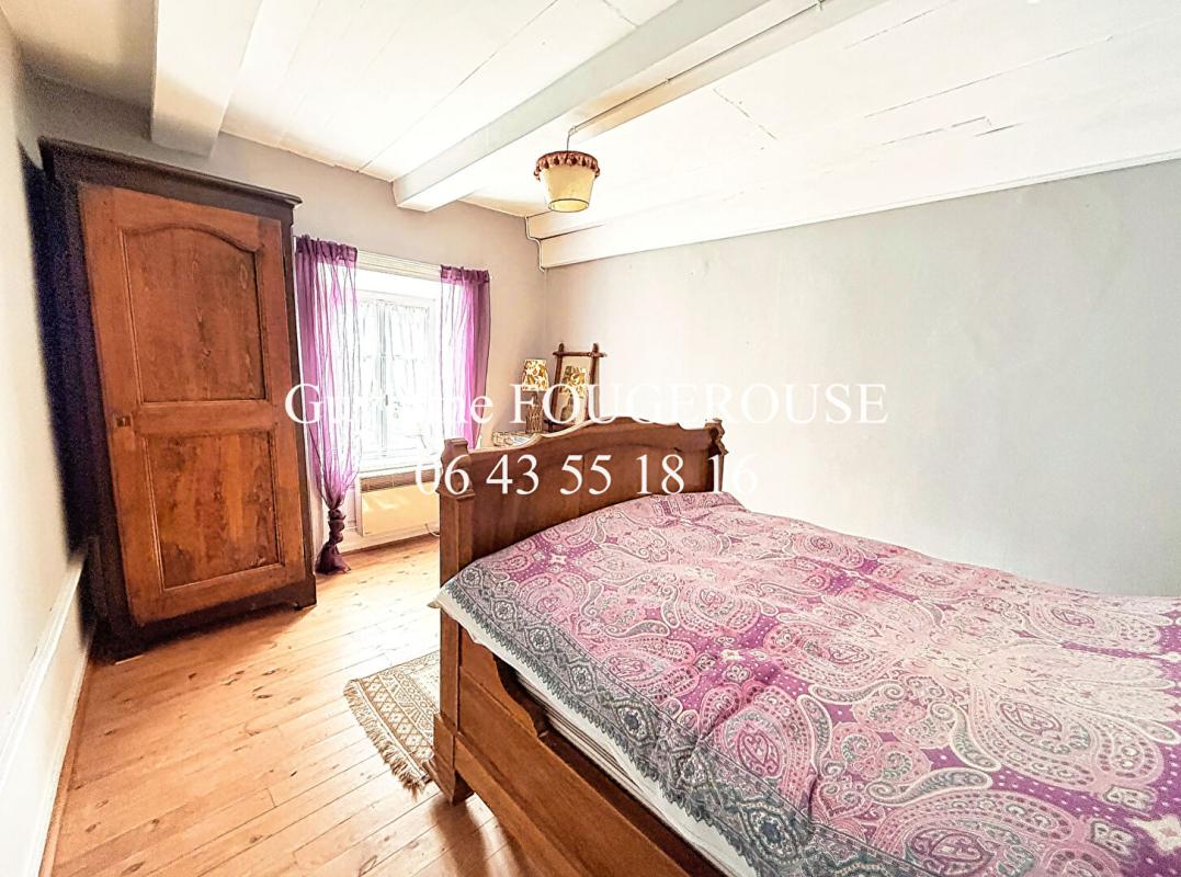 SAINT-ANTHEME Maison Saint Antheme 12 pièce(s) 310 m2 16