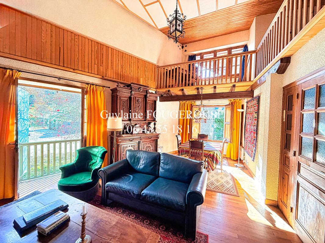 SAINT-ANTHEME Maison Saint Antheme 12 pièce(s) 310 m2 5