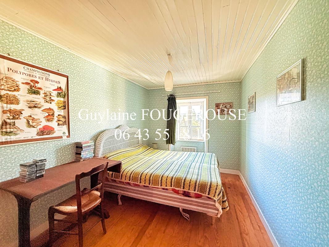 SAINT-ANTHEME Maison Saint Antheme 12 pièce(s) 310 m2 9