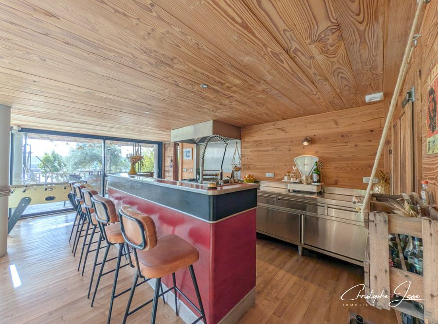 SIGEAN Villa d'architecte d'exception avec piscine 9