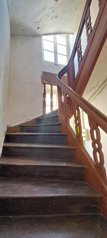 FRESNAY-SUR-SARTHE Maison Fresnay Sur Sarthe 10 pièce(s) 250 m2 16