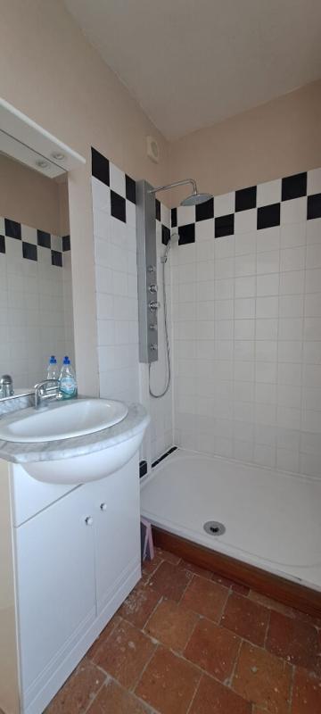 FRESNAY-SUR-SARTHE Maison Fresnay Sur Sarthe 10 pièce(s) 250 m2 5