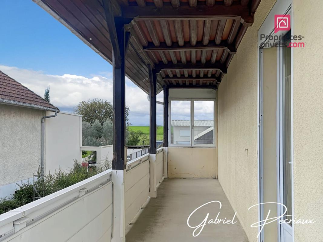 SAINT-ANDRE-LES-VERGERS Ensemble immobilier Maison sur sous sol + grande dépendance 12