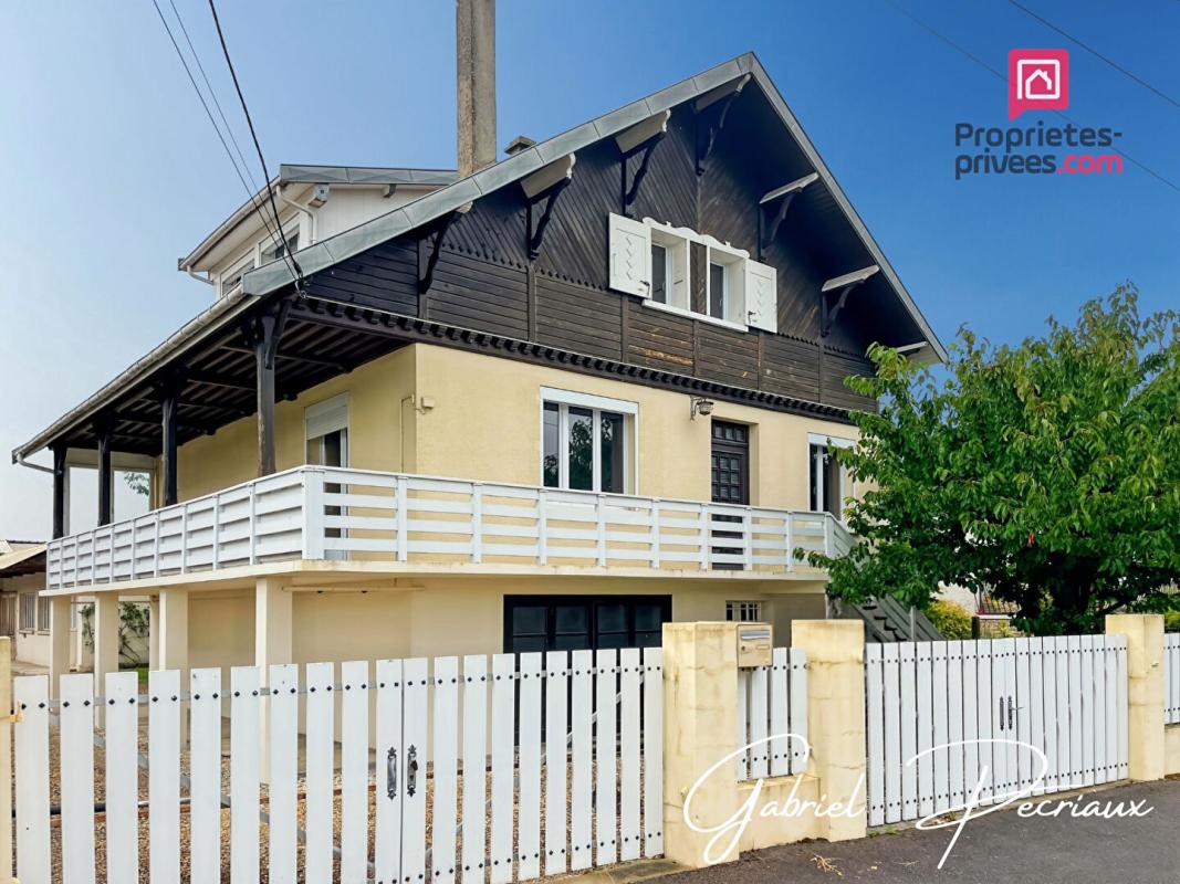 SAINT-ANDRE-LES-VERGERS Ensemble immobilier Maison sur sous sol + grande dépendance 17