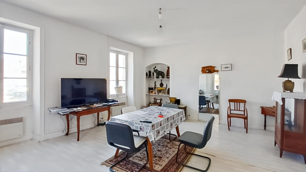 BELABRE Maison Belabre 7 pièce(s) 115 m2 2