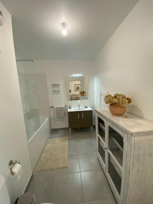 LE LAVANDOU Appartement Le Lavandou 2 pièces 40 m2 Et grande terrasse 11