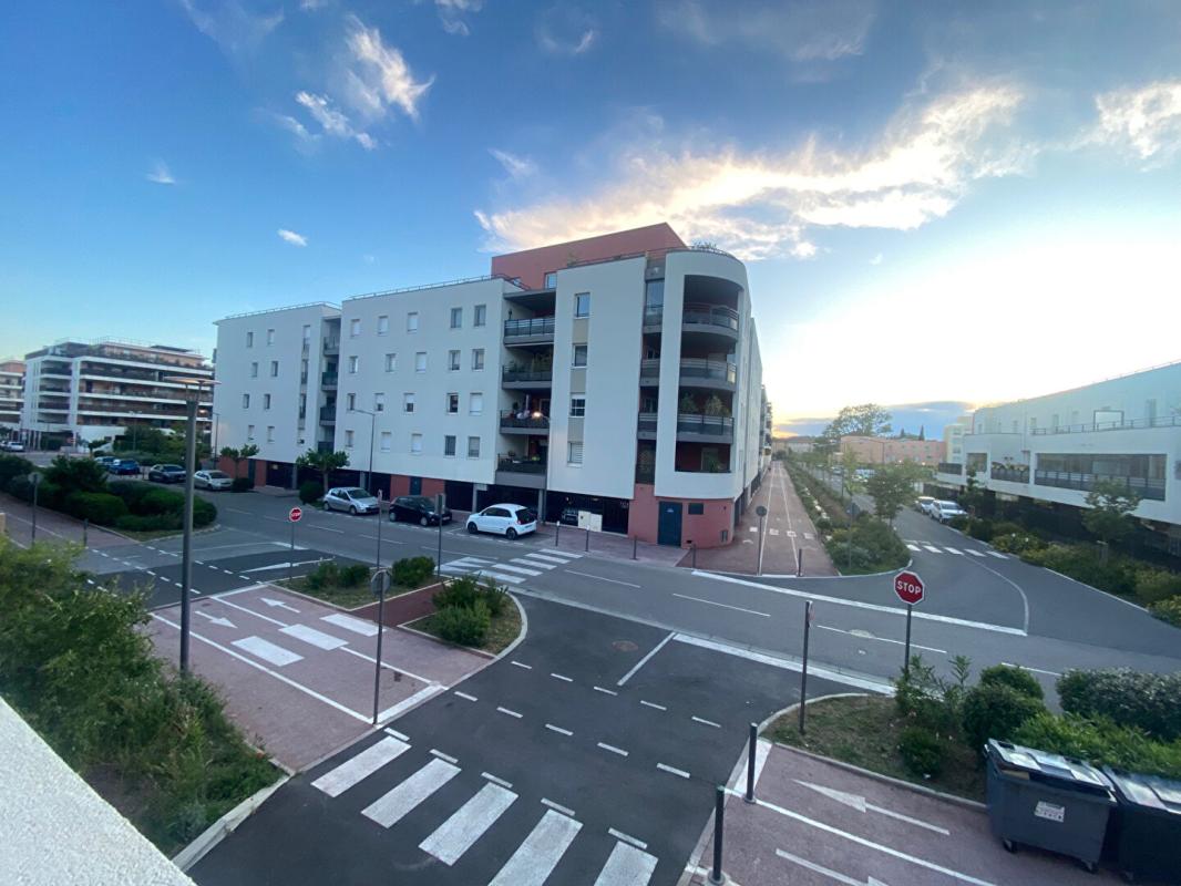 LE LAVANDOU Appartement Le Lavandou 2 pièces 40 m2 Et grande terrasse 13