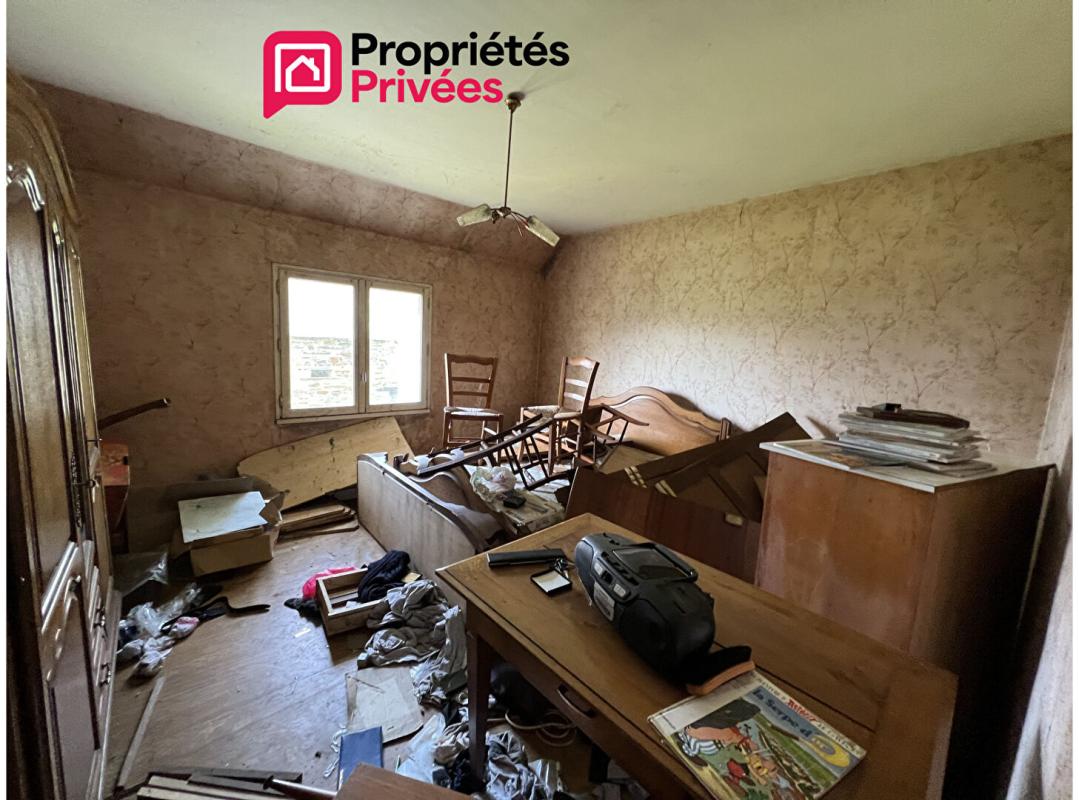 LA CHAPELLE-GLAIN Maison La Chapelle Glain 6 pièce(s) 160 m2 - 200m² de bâtiments, terrain de 2111m² 3