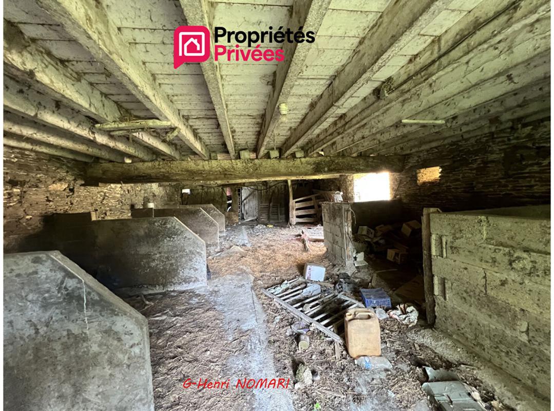 LA CHAPELLE-GLAIN Maison La Chapelle Glain 6 pièce(s) 160 m2 - 200m² de bâtiments, terrain de 2111m² 7