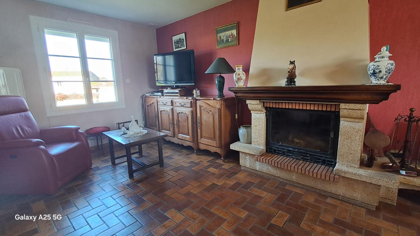 VIX SUPERBE MAISON SUR SOUS SOL HANGAR TERRAIN AVEC PLAN D'EAU 6