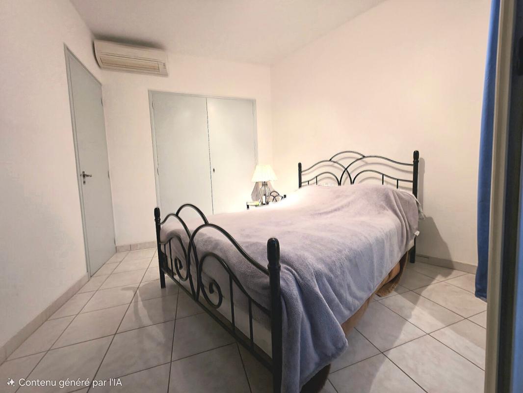 BORMES-LES-MIMOSAS T2 FRONT DE MER  BORMES-LES-MIMOSAS A 223000 EUR DE 39 m2 7