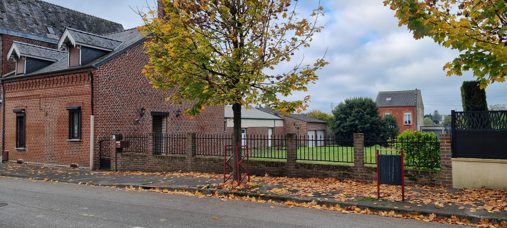 HIRSON Maison  5 pièce(s) 110 m2 1