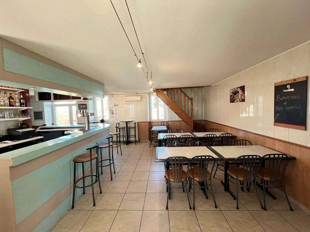 SARLANDE Restaurant Sarlande 6 pièce(s) 235 m2 6