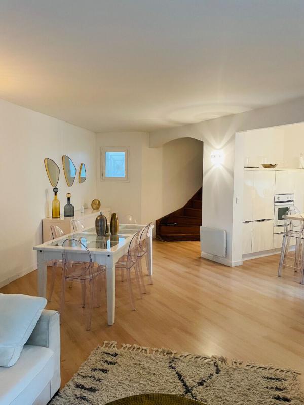 MEZE Maison Meze 7 pièce(s) 159.71 m2 6