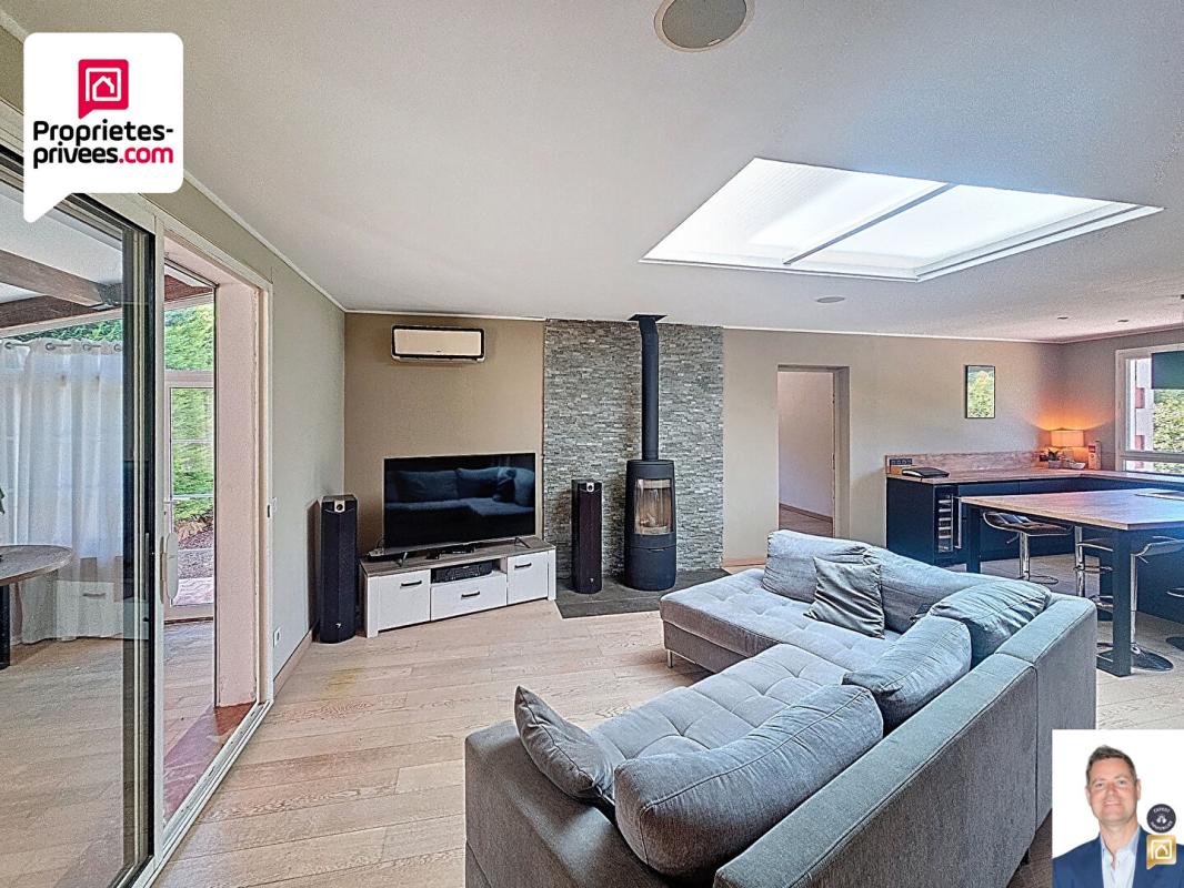 SAINT-CEZAIRE-SUR-SIAGNE MAISON DE PLAIN PIED AVEC DOUBLE ABRI VOITURE ET JARDIN PLAT ET CLOS DE 1500 M2 9