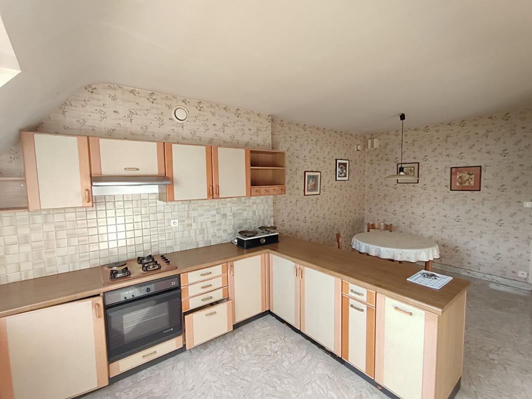 ELLIANT Maison, Elliant 7 pièce(s) DPE D 12