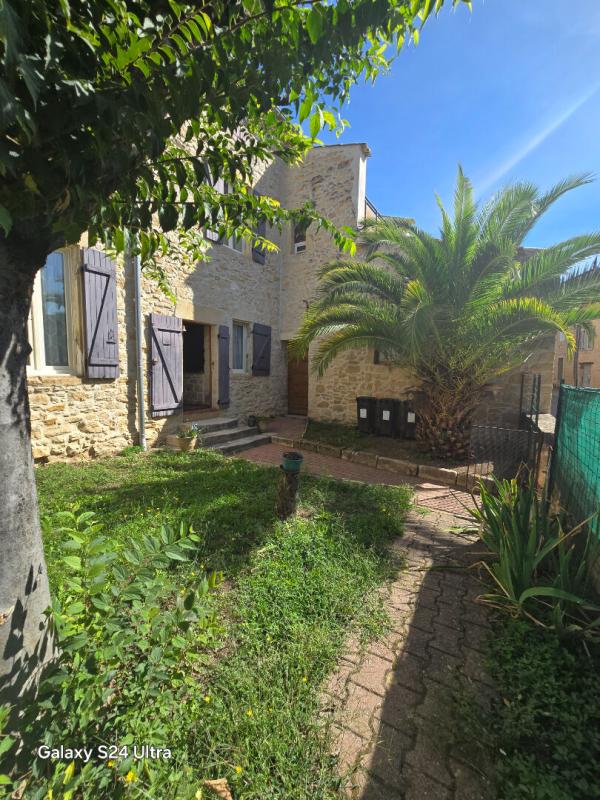 SAINT-GERVAIS Mas en pierre, composé d'un ensemble immobilier de 10 pièces sur plus de 1210 m² de terrain à SAINT GERVAIS 30200 1