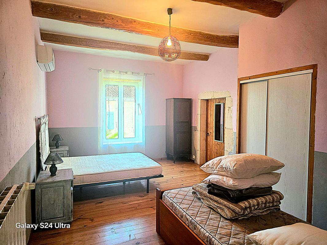 SAINT-GERVAIS Mas en pierre, composé d'un ensemble immobilier de 10 pièces sur plus de 1210 m² de terrain à SAINT GERVAIS 30200 10