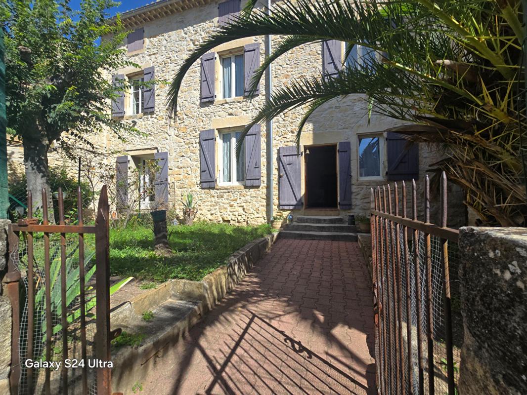 SAINT-GERVAIS Mas en pierre, composé d'un ensemble immobilier de 10 pièces sur plus de 1210 m² de terrain à SAINT GERVAIS 30200 14