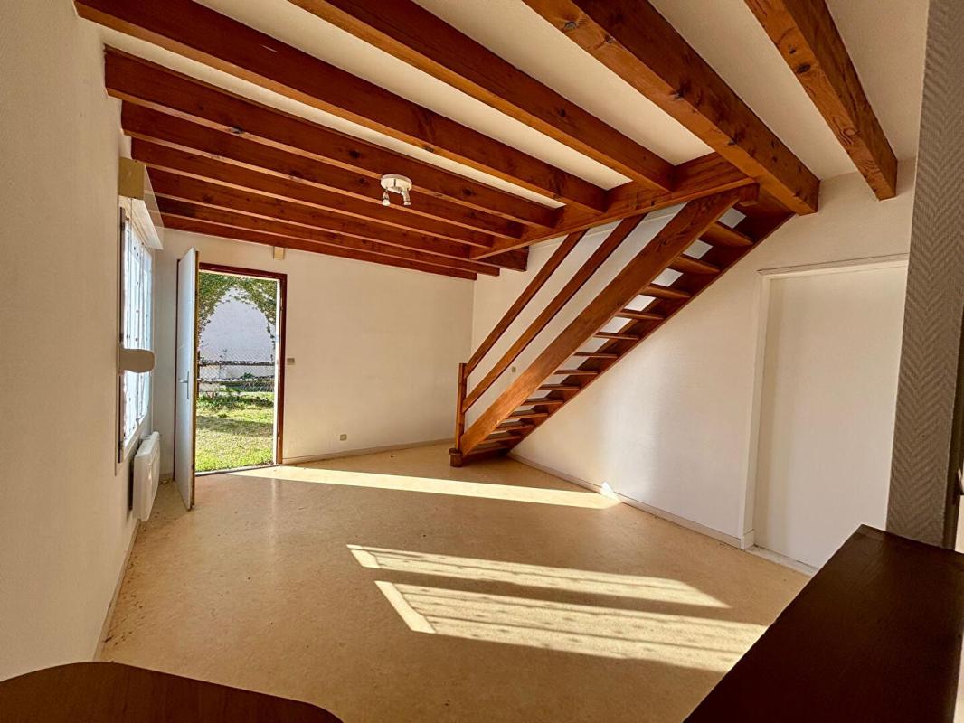 MAGNY-COURS Ensemble immobilier - 2 appartements - Idéal investisseur - Magny-Cours 1