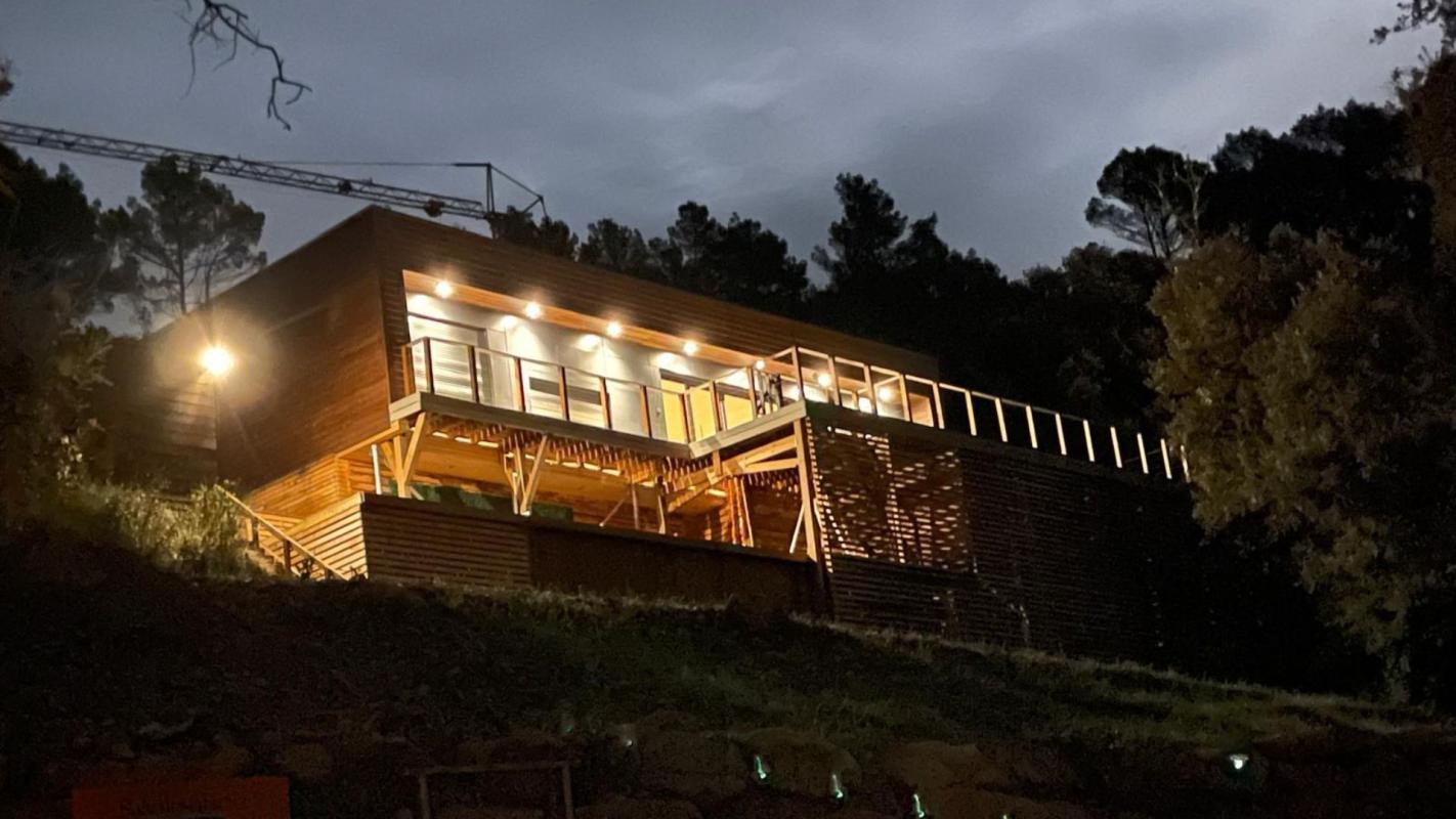 SALERNES Maison contemporaine ossature bois avec piscine 12