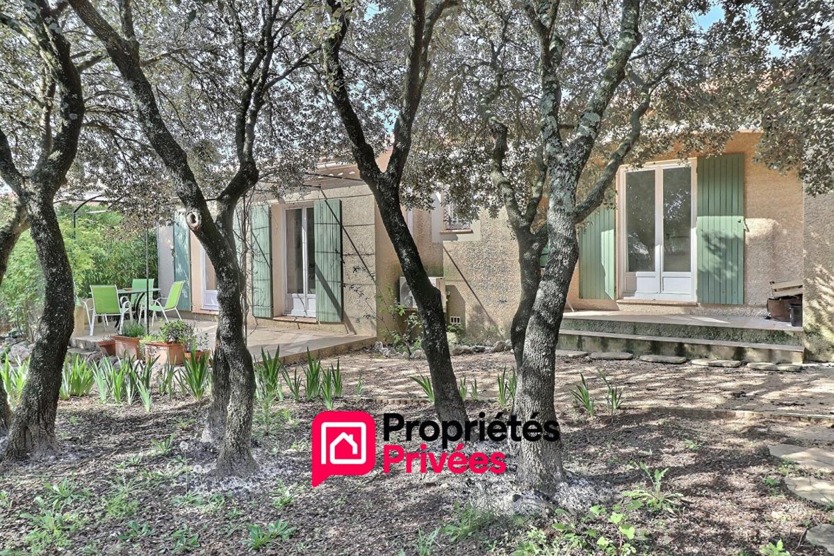 UZES Uzès, 5km, Villa sur terrain arboré 7