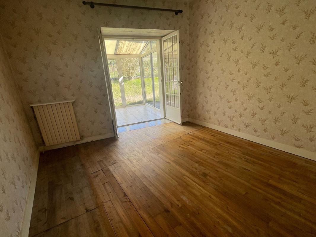 LA ROCHEBEAUCOURT-ET-ARGENTINE Maison de village 6