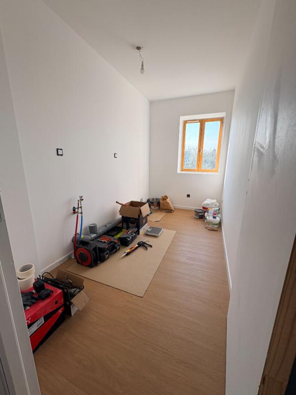 SAINT-DIDIER-SUR-CHALARONNE Maison St Didier Sur Chalaronne 5 pièce(s) 160 m2 8