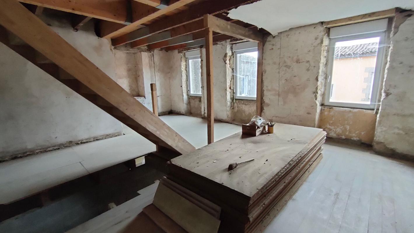 CHAMBRETAUD Maison Chambretaud 3 pièces 120 m2 3