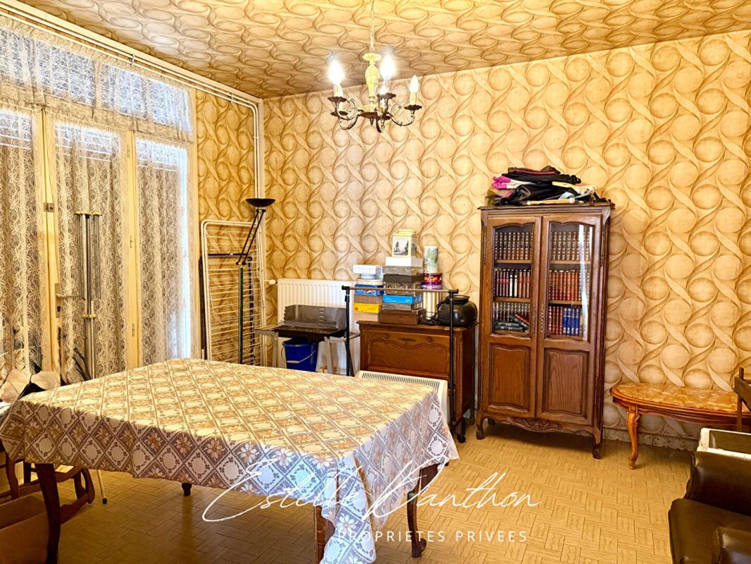 SILLANS Maison Sillans avec combles aménageables et proche des commodités 5