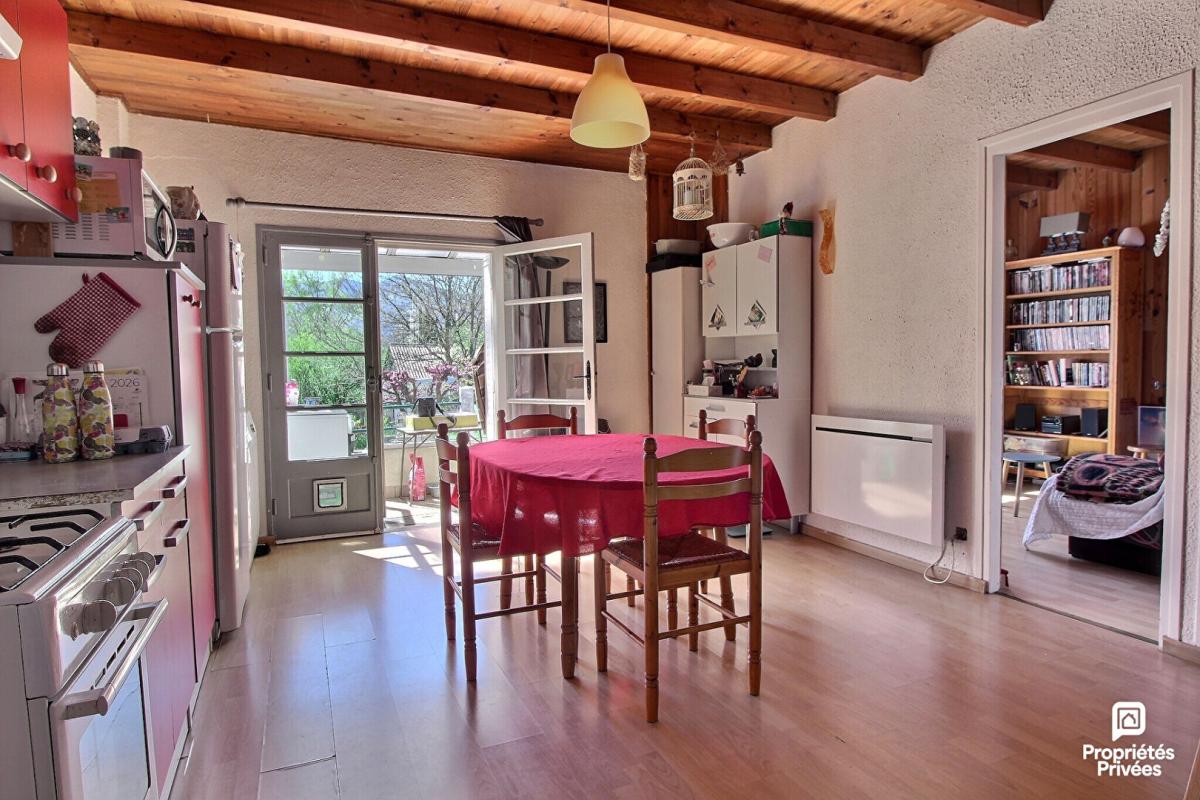 JAUJAC Appartement Jaujac 3 pièces 42 m2 3