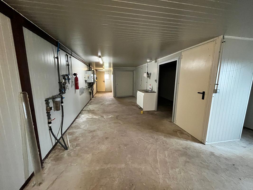 MOULINS Terrain Moulins 45000 m2 avec bâtiment 700 m2 4