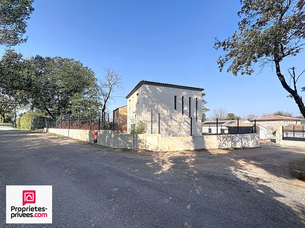 BRIGNOLES Villa T4 neuve avec garage sur 488 M² clos 18