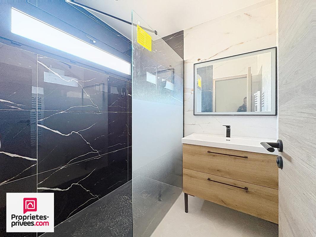 BRIGNOLES Villa T4 neuve avec garage sur 488 M² clos 6