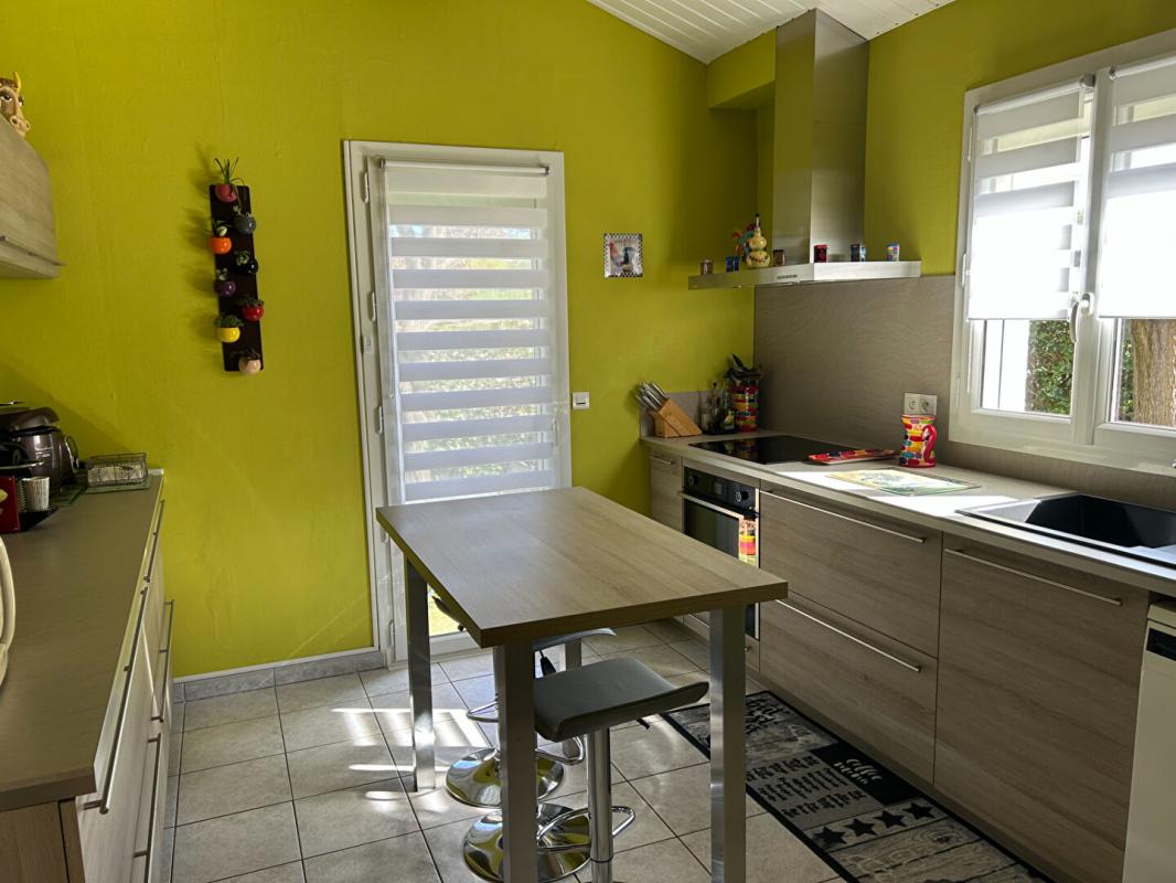 MONTARNAUD Maison  6 pièce(s) 120 m2 10