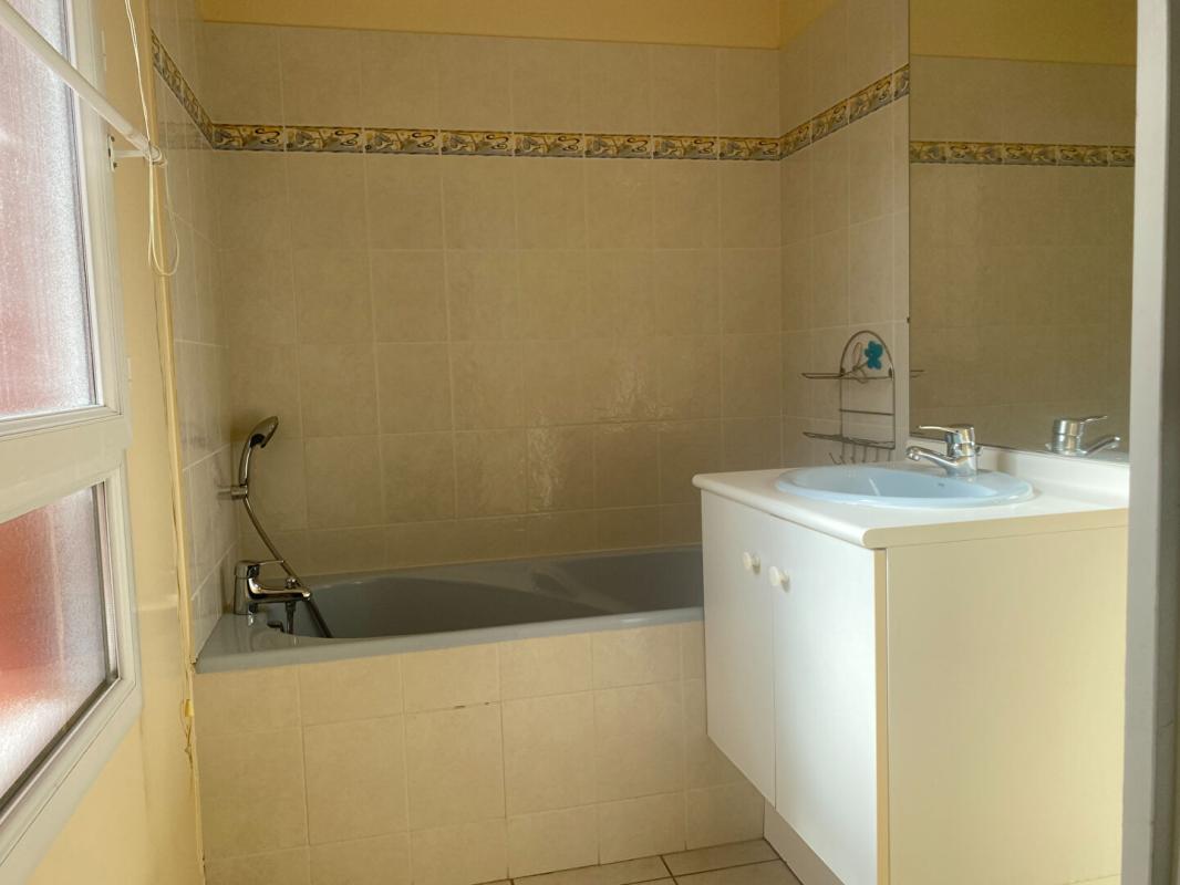 SAINT-NAZAIRE Appartement Saint Nazaire 2 pièce(s) 44,01 m2 3