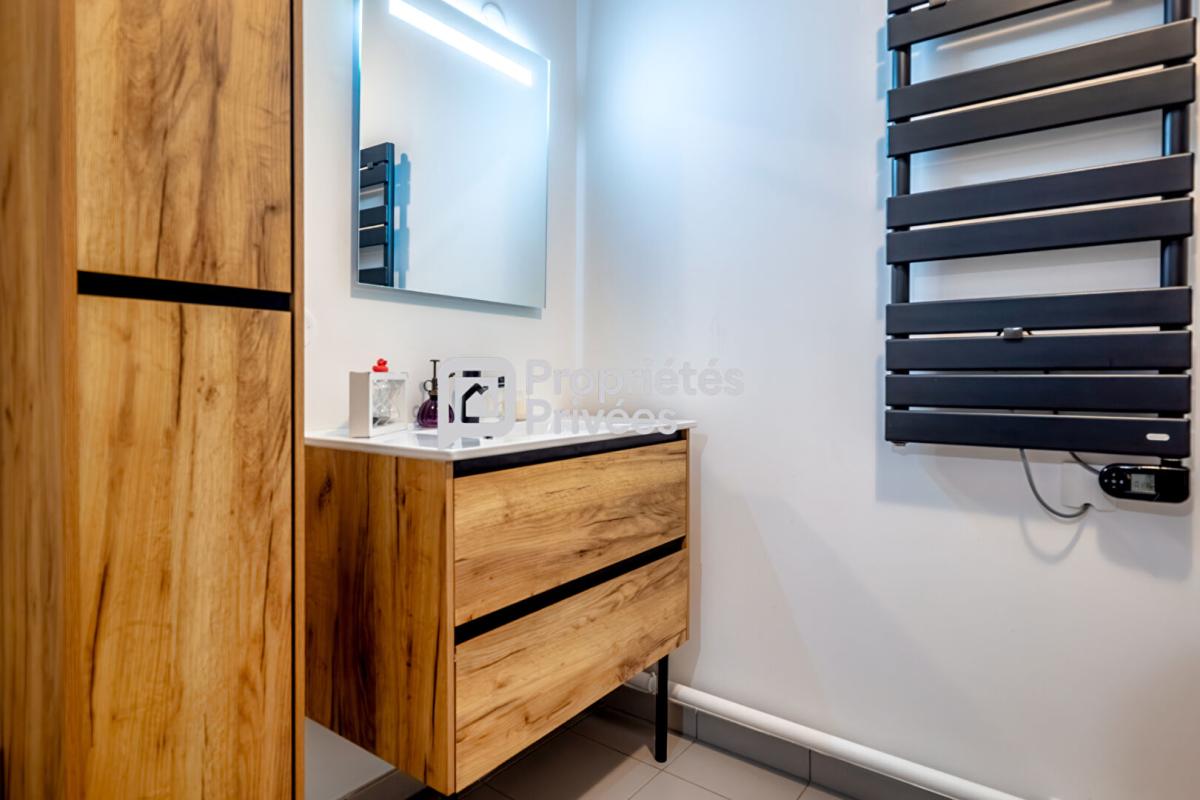 NANTERRE Superbe 3 pièces de 71,14m² avec balcon et loggia, Résidence récente quartier République Nanterre 12