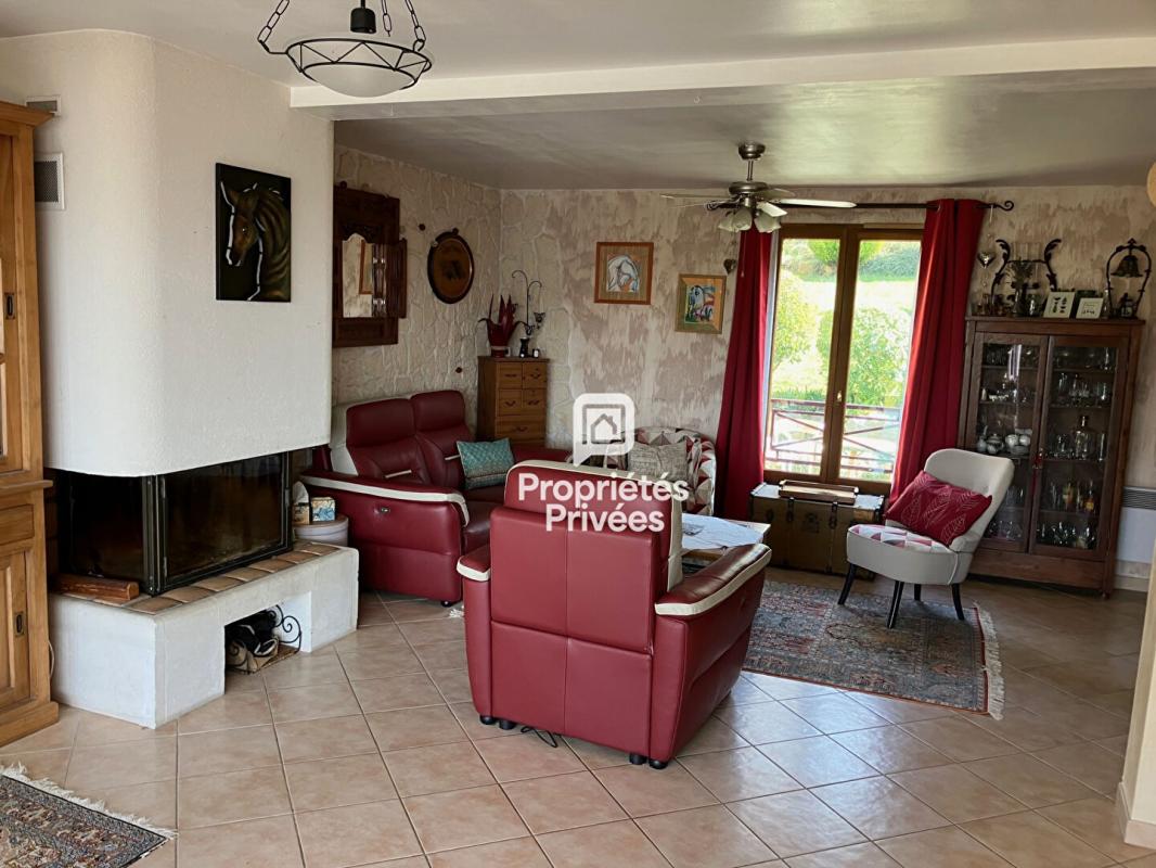 SEPTEUIL Maison Septeuil avec superbe vue 7