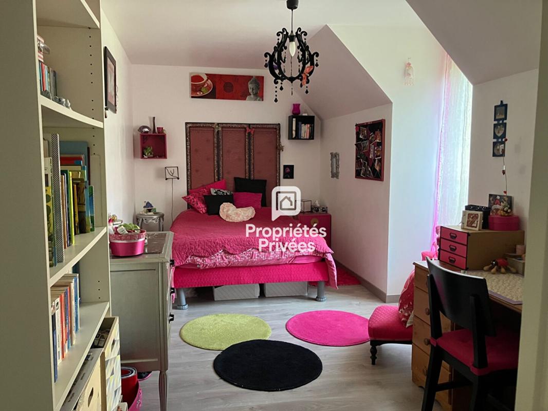 SEPTEUIL Maison Septeuil avec superbe vue 8