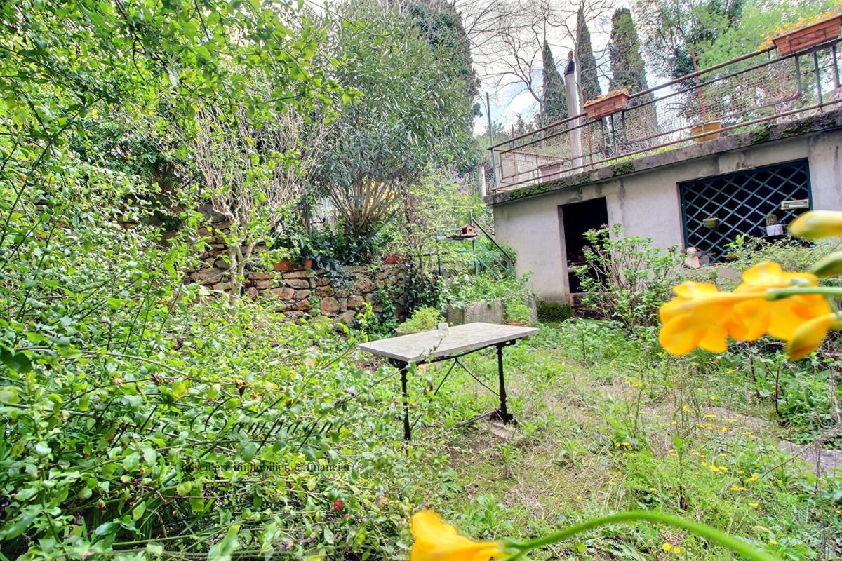 FRAISSE-DES-CORBIERES Maison de charme avec jardin et terrasse ? Village des Corbières 1