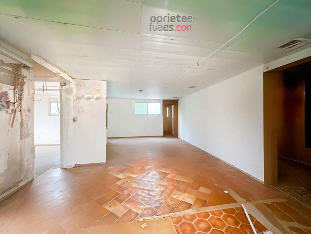 SAINT-JULIEN-DE-VOUVANTES Maison Saint Julien De Vouvantes 5 pièce(s) 72 m2 11