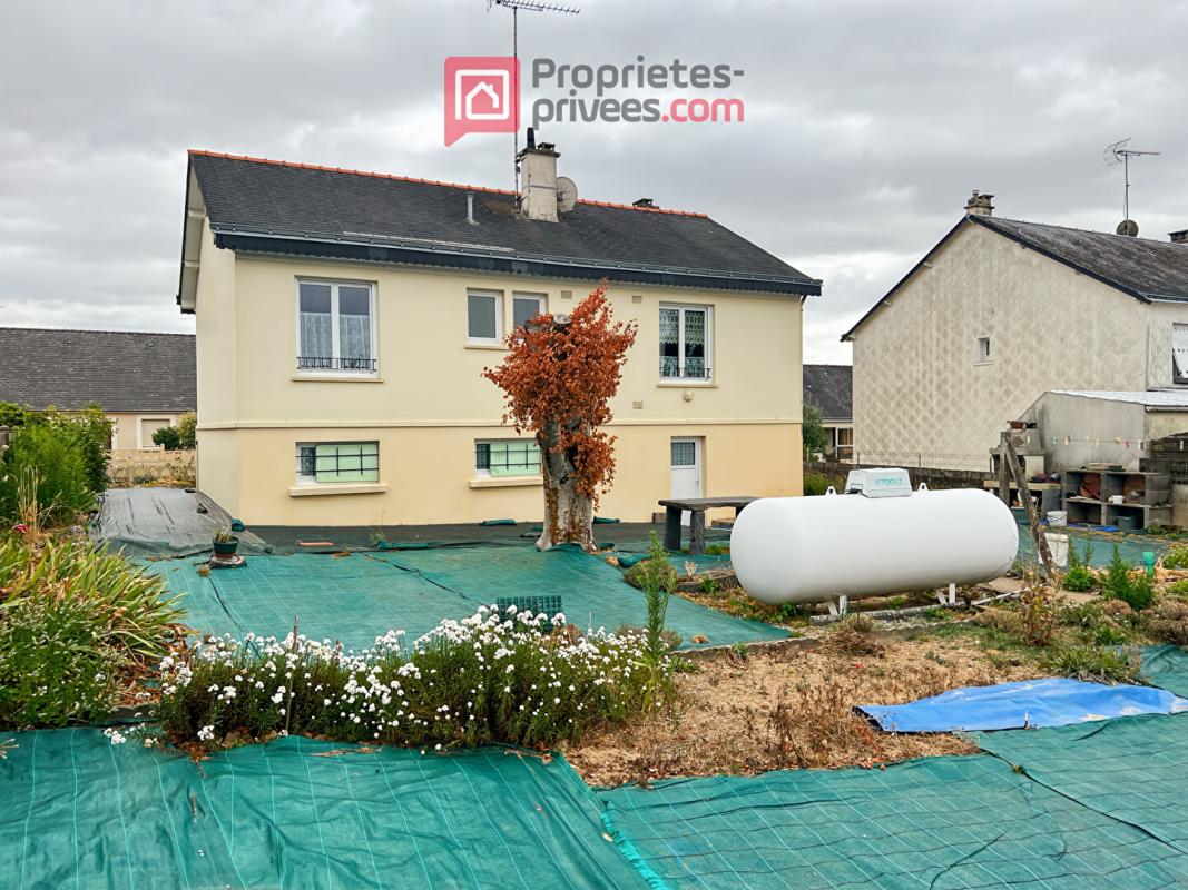 SAINT-JULIEN-DE-VOUVANTES Maison Saint Julien De Vouvantes 5 pièce(s) 72 m2 14