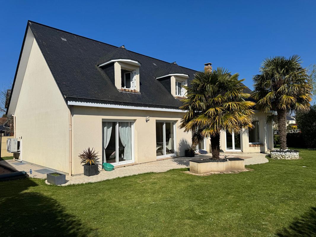 GODERVILLE Maison d' architecte à Goderville 7 pièce(s) 195 m2 18