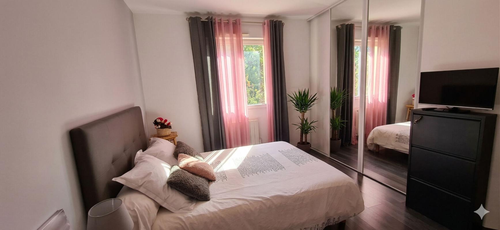 SAINT-JUST Maison  contemporaine  Plain pied  115m2 à Saint Just 13