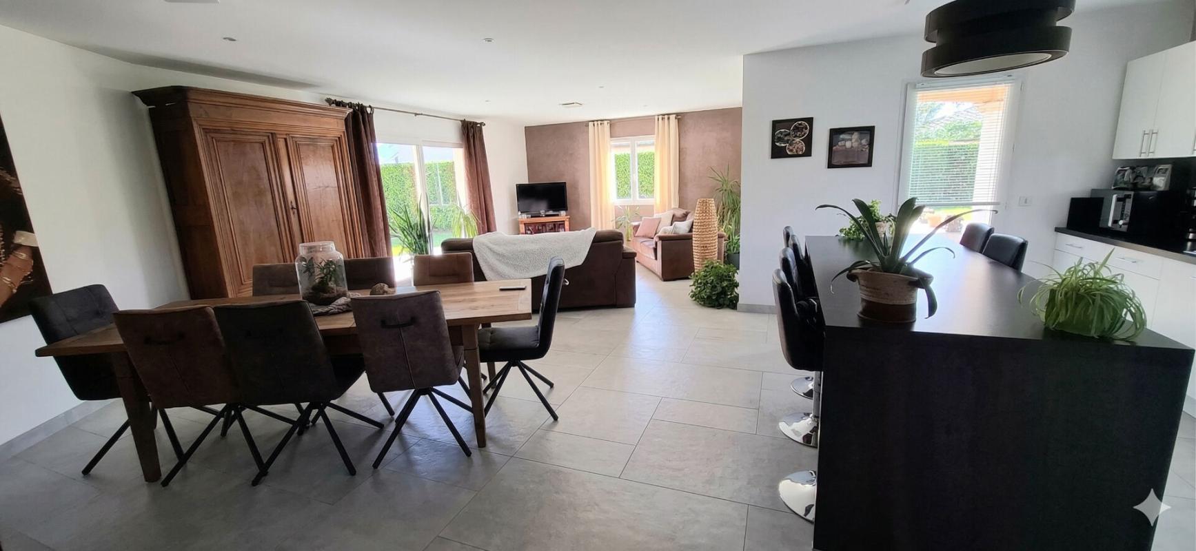 SAINT-JUST Maison  contemporaine  Plain pied  115m2 à Saint Just 7